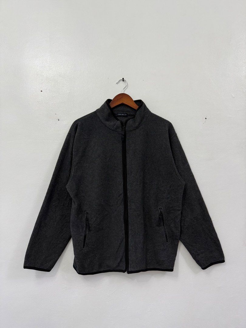 UNIQLO Dark Gray Full Zip Fleece Jacket (Category: Coats, Jackets and Outerwear) located in Imus. Submitted by mbplph (Listing ID 1421760337, Image 2). Description: (UNIQLO) Dark Gray Full Zip Fleece Jacket Size on Tag: L Dimensions: L 26.5 IN ~ W 22 IN Color: Dark Gray MEN BY PENNYLAINEPH PRICE: ₱? ⚠️ SHIPPING NOT INCLUDED (PRICE + SF).