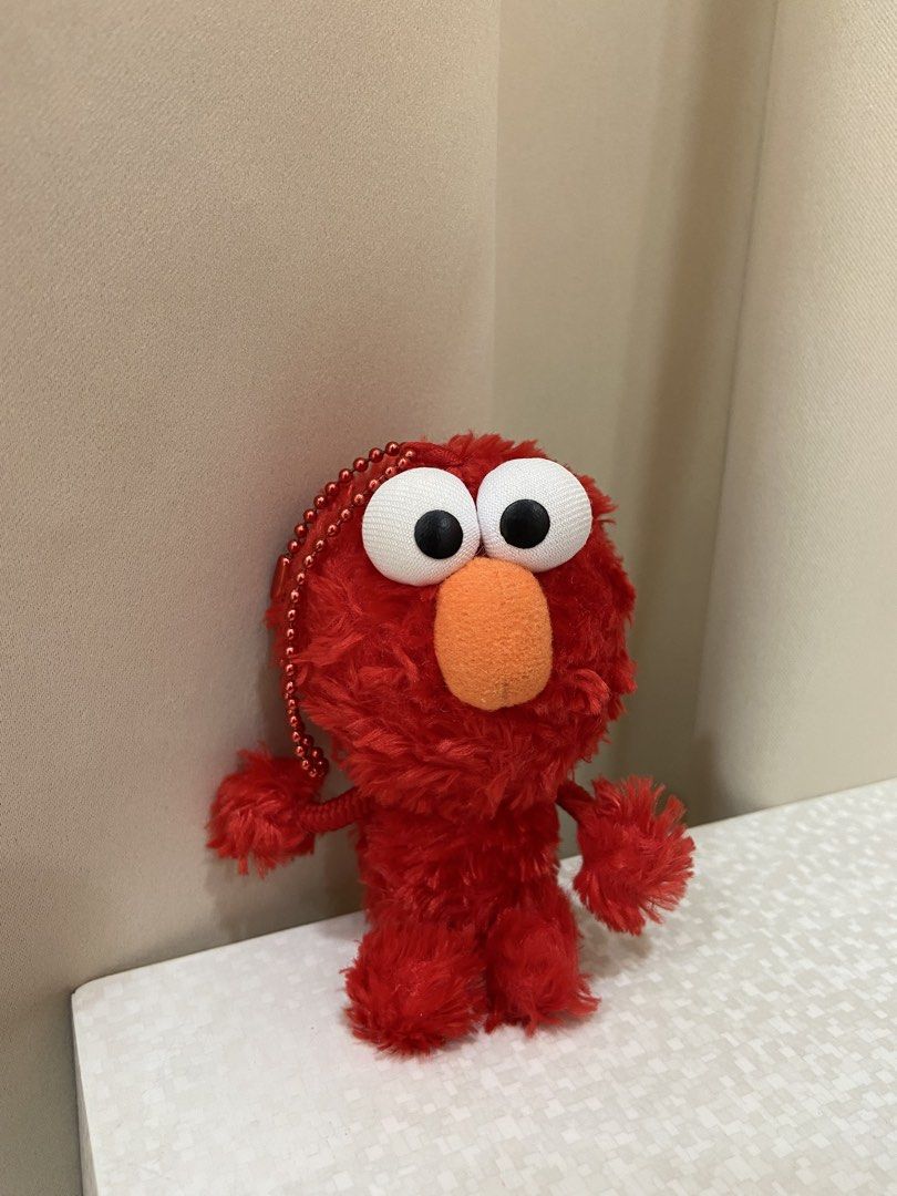 Universal Studios Japan Sesame Street Elmo Plush Keychain, Hobbies ...