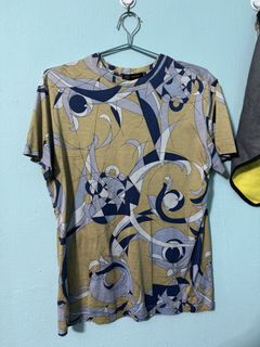 (Category: ) located in . Submitted by the.infinity.wardrobe (Listing ID 1421705769, Image 1). Description: .