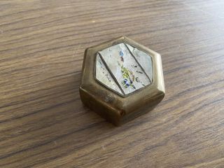 (Category: ) located in . Submitted by allnicethings_ (Listing ID 1421715945, Image 1). Description: .