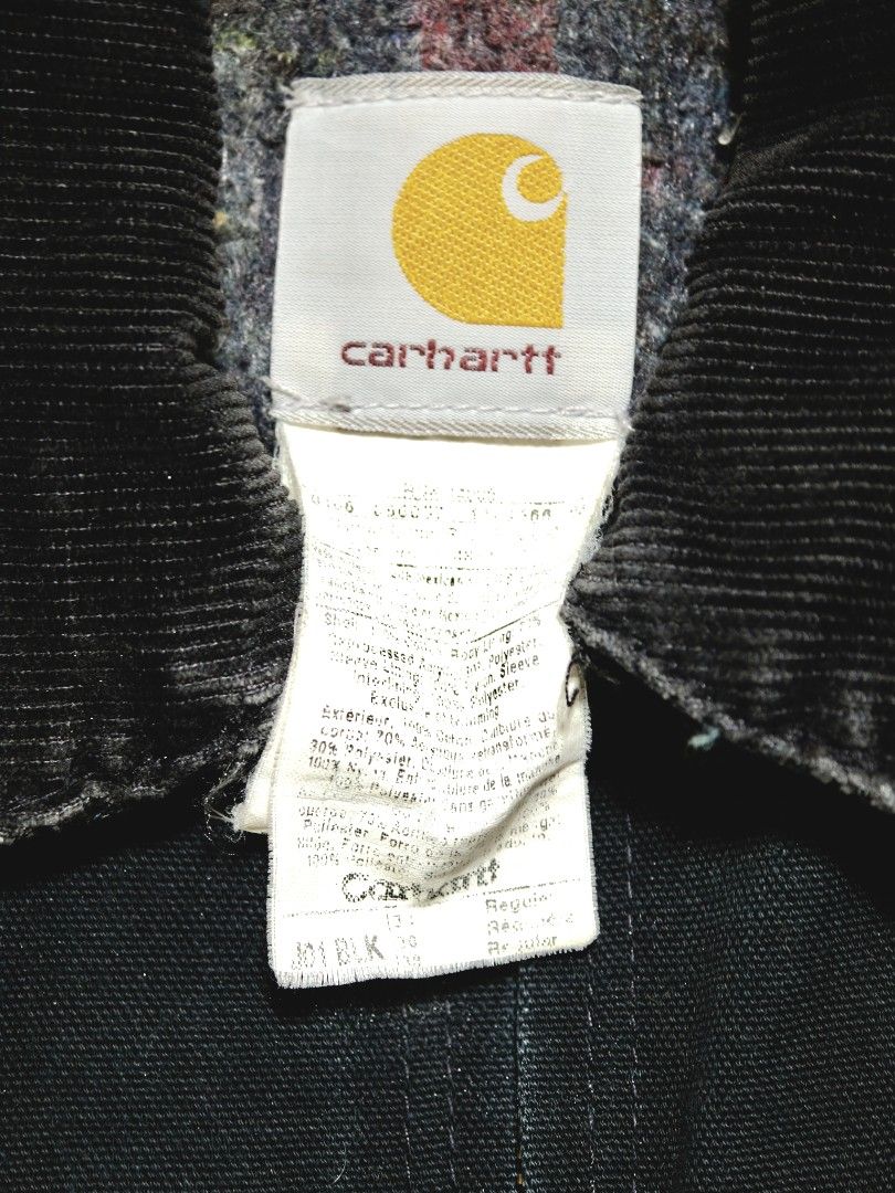 Vintage Carhartt Detroit Jacket J01 (Category: Coats, Jackets and Outerwear) located in Davao. Submitted by tryn4get (Listing ID 1421677451, Image 3). Description: Vintage Carhartt J01 BLK Jacket Size 36 XS/SMALL (RARE Mint Condition) HARD TO FIND BANGER PIECE Measurements: 20" pit-to-pit 25" length 23.5" sleeves ❗Please check the item before you make your purchase ❗No returns/exchanges.