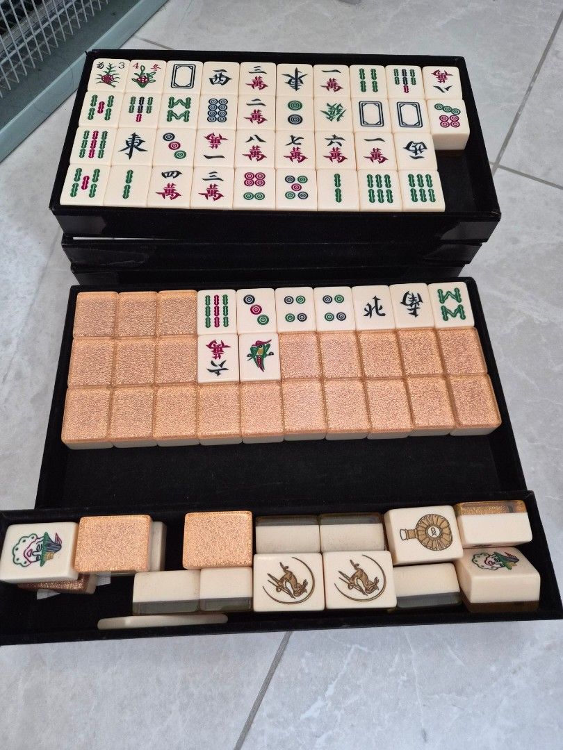 Vintage Mahjong Set - Complete Set, Hobbies & Toys, Toys & Games on ...
