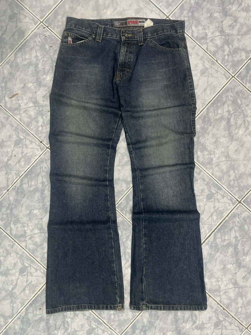 Vintage O'Neill Denim bootcut Jeans (Category: Jeans) located in Surigao. Submitted by thriftianly (Listing ID 1421701988, Image 1). Description: W: 30 L: 39 L.O: 10 Claim for 300+sf fixed -Color may vary due to lighting -No Refund Policy 💸Gcash 📦J&T PM FOR MORE DETAILS.