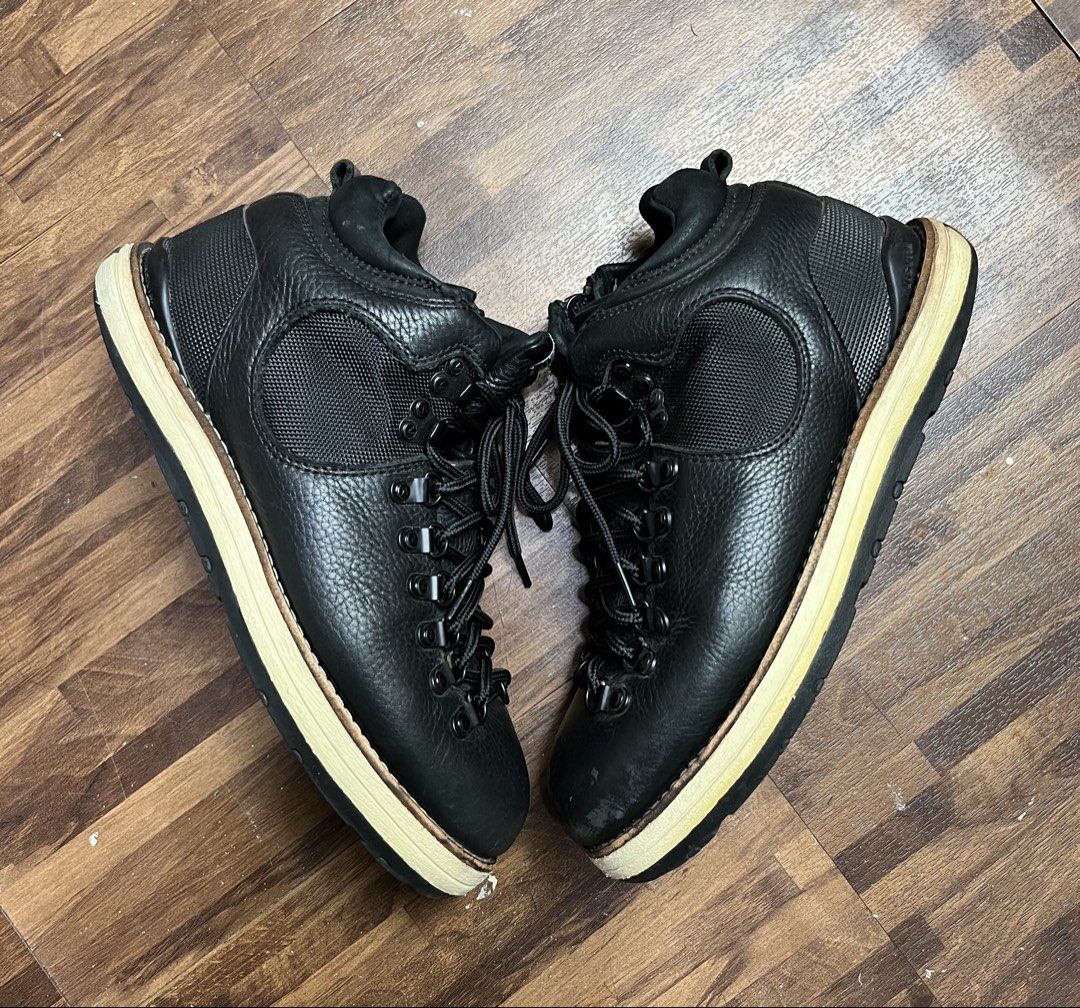 Visvim Serra Veggie Mountain Boots (Category: Boots) located in Cabanatuan. Submitted by cabsygoods (Listing ID 1421685511, Image 3). Description: Visvim Serra Veggie Mountain Boots Size 7 (25cm) Very good condition Issue normal sign of usage Color rate 9/10 Still wearable Dm to purchase! 📩.