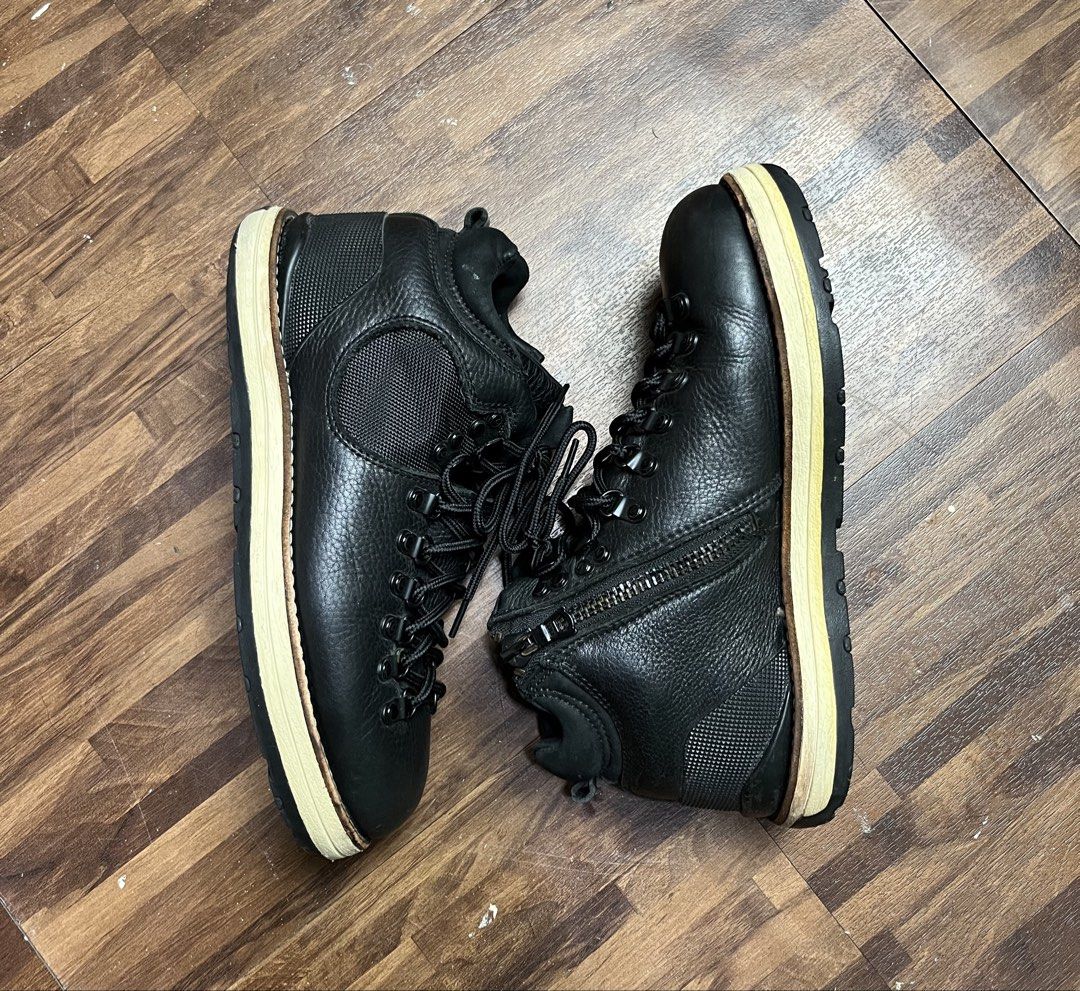Visvim Serra Veggie Mountain Boots (Category: Boots) located in Cabanatuan. Submitted by cabsygoods (Listing ID 1421685511, Image 1). Description: Visvim Serra Veggie Mountain Boots Size 7 (25cm) Very good condition Issue normal sign of usage Color rate 9/10 Still wearable Dm to purchase! 📩.