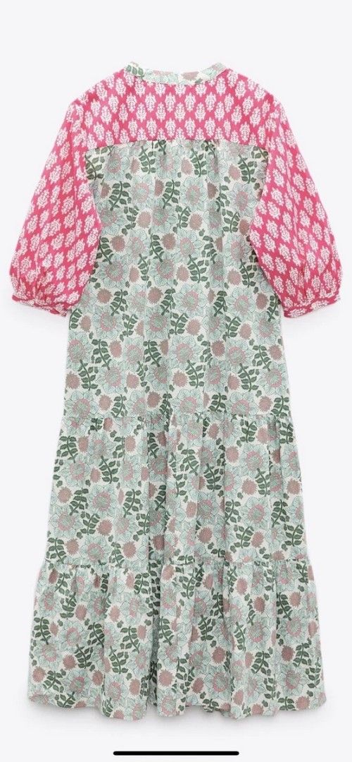 Zara Floral Print Maxi Dress (Category: Dresses) located in Manila. Submitted by zarahaul_since2025 (Listing ID 1421769751, Image 2). Description: - Floral print maxi dress - V-neckline - 3/4 sleeves with pink pattern - Tiered skirt - Button-down front - Lightweight and flowy - Comfortable fit - Ideal for casual or summer events.