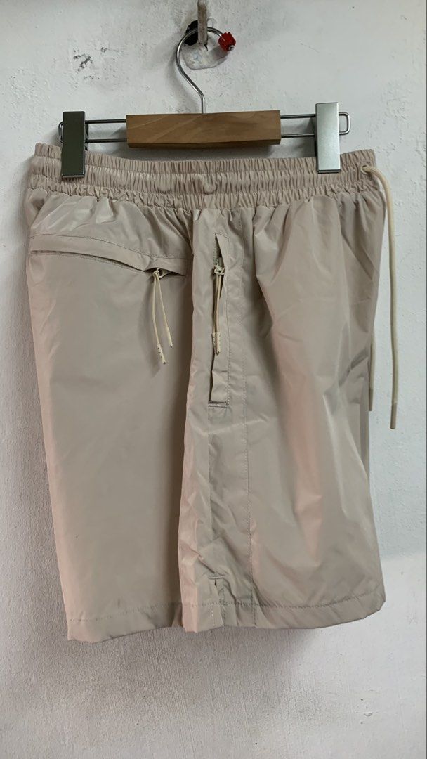 ADER ERROR wooven short (Category: Shorts) located in Del Monte. Submitted by fngrxxx (Listing ID 1421852541, Image 2). Description: waistline 24-30 inch length 16 inch close to new.