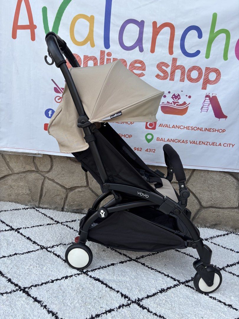 Babyzen Yoyo Stroller with accessories (Category: Strollers) located in Manila. Submitted by avalanchesonlineshopmainacount (Listing ID 1421864847, Image 2). Description: .