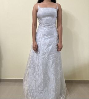 (Category: ) located in . Submitted by clearmywardrobe.jpeg (Listing ID 1421853367, Image 1). Description: .