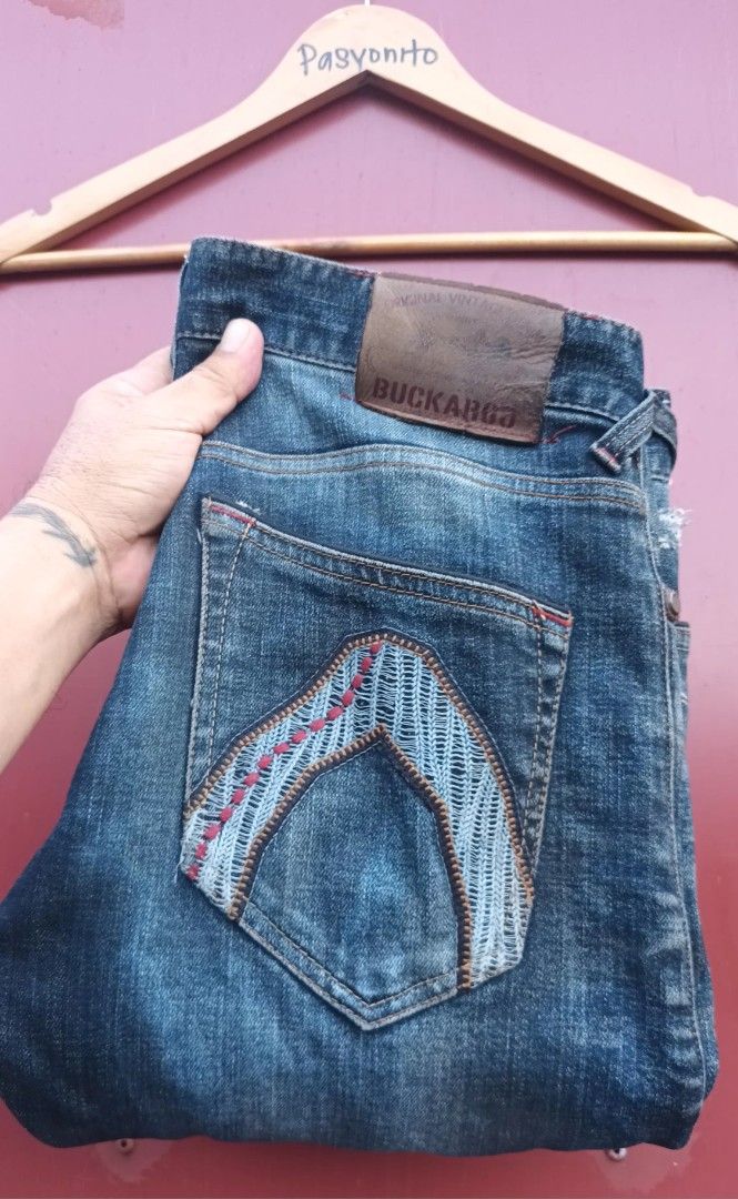 Buckaroo Jeans Distressed Denim (Category: Jeans) located in Manila. Submitted by edmundopil44797 (Listing ID 1421881230, Image 2). Description: ‼️Bucaroo for men‼️ 👉Size 32 fit 33 👉Lenght 43 👉Laylayan 6.5 👉Slimfit jeans 👉Semi strech 👉Factory design 👉Need wash only 👉Price 499 only ✅️Payment first 👉Mop:Gcash ❌️No cop/cod ❌️No bogus buyer 👉Location;Tagum city.