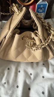 (Category: ) located in . Submitted by yourfavpreloved (Listing ID 1421874485, Image 1). Description: .