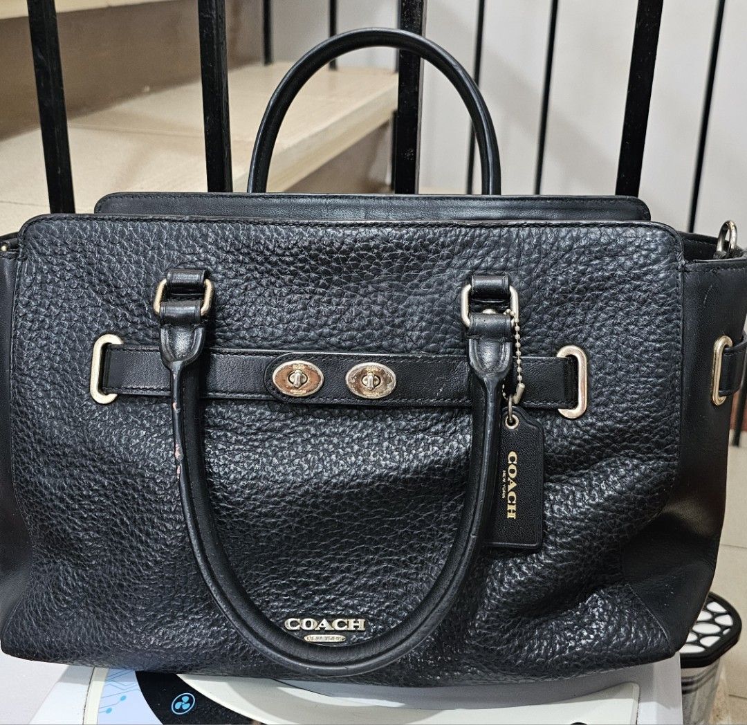 Coach Blake Carryall Bag (Category: Luxury Bags & Wallets) located in Antipolo. Submitted by jlaur26 (Listing ID 1421855646, Image 1). Description: - Authentic Coach Blake Carryall - Black pebbled leather - with coach hang tag - has orig sling It's not in great condition (pls see pics) that's why i'm selling it cheap. Rfs: cannot fit my laptop, and also getting hard to clean and maintain... Delivery fee to be shouldered by buyer..