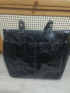 (Category: ) located in . Submitted by shahninah (Listing ID 1421881194, Image 1). Description: .