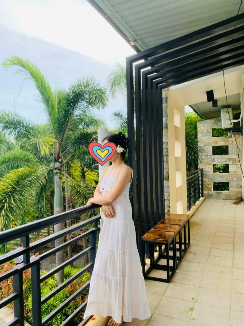 Cream-colored Tiered Maxi Dress (Category: Dresses) located in Muntinlupa City. Submitted by clouisedhey (Listing ID 1421667794, Image 3). Description: actual color Cream tiered maxi dress . super ganda po nyan pwede pang beach at casual small up to semi Large /garterized.