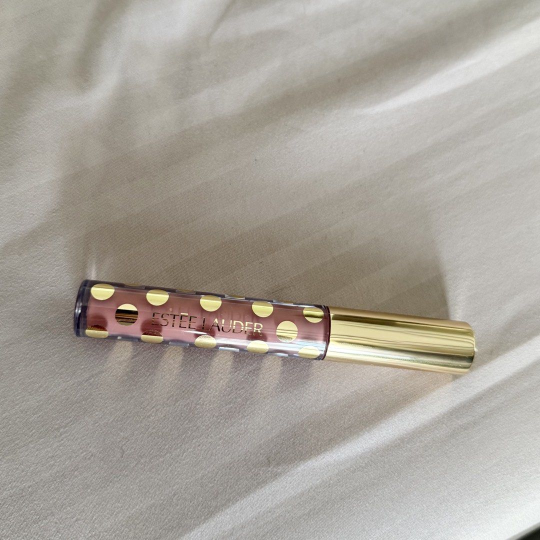 Estee Lauder Limited Edition Lip Gloss (Category: Makeup) located in Marikina City. Submitted by mhattsdeclutter (Listing ID 1421820513, Image 1). Description: Shade: Unwrapped Brand new No box Rfs: decluttering.