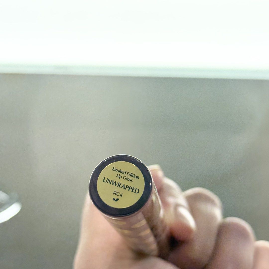 Estee Lauder Limited Edition Lip Gloss (Category: Makeup) located in Marikina City. Submitted by mhattsdeclutter (Listing ID 1421820513, Image 2). Description: Shade: Unwrapped Brand new No box Rfs: decluttering.
