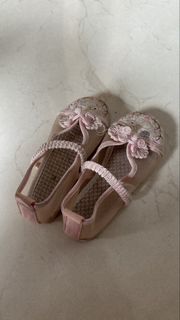 (Kategori: ) berada di . Dikirim oleh lorrainespreloveds (ID iklan 1421810426, Gambar 1). Deskripsi: .