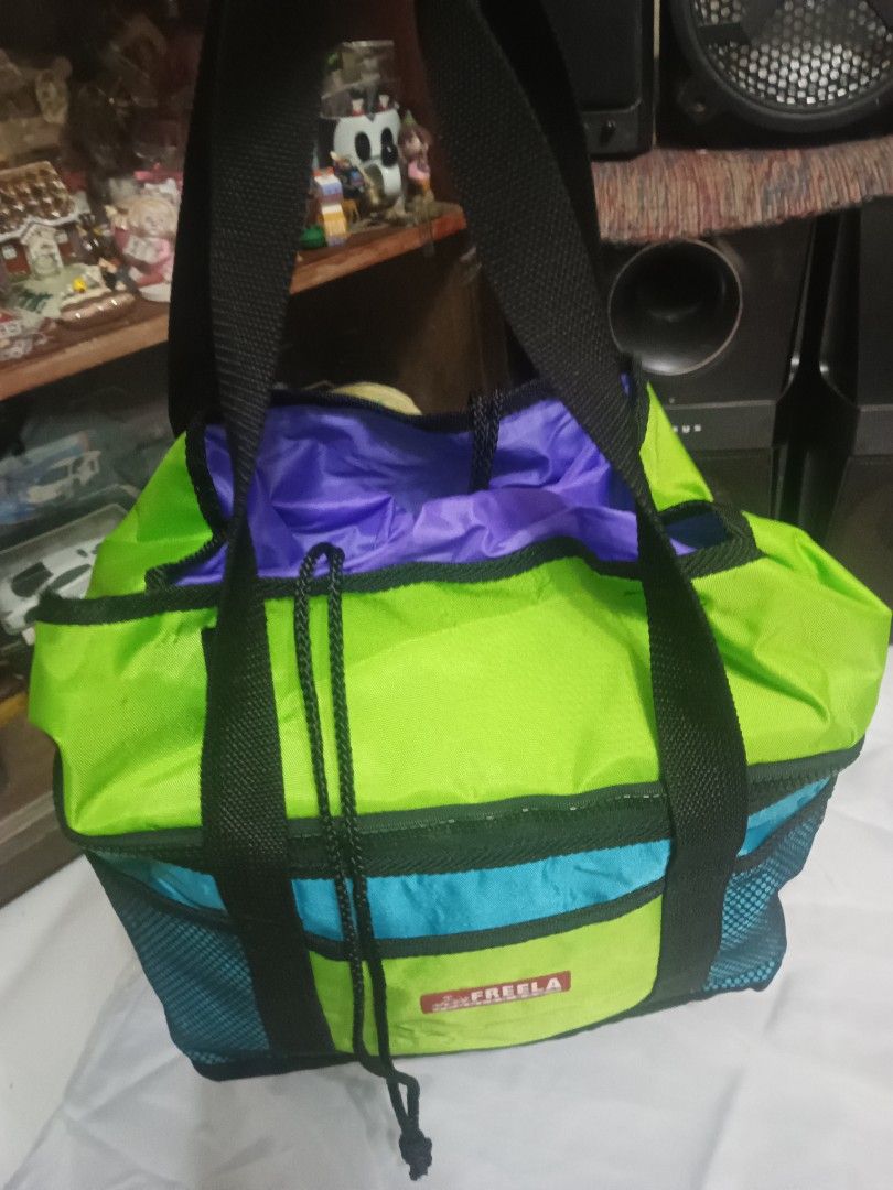 Freela Cooler Bag (Category: Food Organization & Storage) located in Manila. Submitted by christalyn94263 (Listing ID 1421824176, Image 2). Description: Japan Surplus Items....
