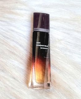 (Category: ) located in . Submitted by kristalbeaute33 (Listing ID 1366387701, Image 1). Description: .