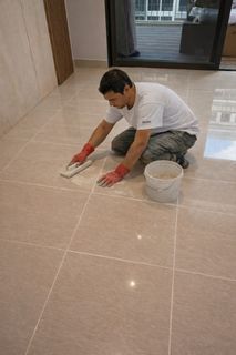 Up to 50% discount,Hari raya Offer,Affordable Painting Service,plastering Service,limewash Service,varnish Service,grouting Service Collection item 2