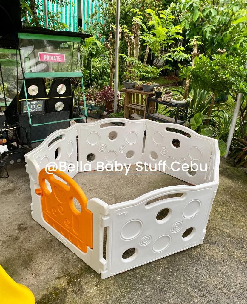 ifam Marshmallow Baby Playpen (Category: Infant Playtime) located in Cebu City. Submitted by bellababystuffcebu (Listing ID 1421872470, Image 3). Description: ifam Marshmallow Baby Playpen Preloved in Like New Condition 180 x 90cm Please see video for reference https://fb.watch/Fg5_zcHkQr/? PICK UP TALISAY DELIVERY | SHIPPING BUYERS EXPENSE COD AVAILABLE via GRAB LALAMOVE MAXIM.
