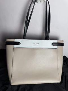 (Category: ) located in . Submitted by preloved500 (Listing ID 1421933909, Image 1). Description: .