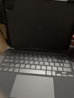 Logitech Keyboard Case440352417735004160
