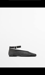 (Category: ) located in . Submitted by coolcloset (Listing ID 1421792263, Image 1). Description: .