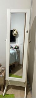 (Category: ) located in . Submitted by iman.omidfar (Listing ID 1421914054, Image 1). Description: .