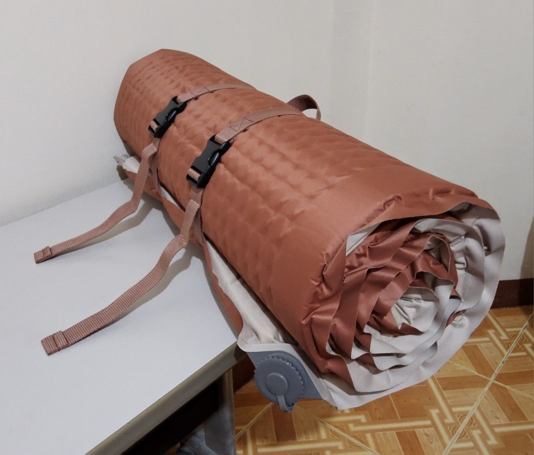 Naturehike Self-Inflating Sleeping Pad (Category: Hiking & Camping) located in Quezon City. Submitted by ylb_preloves (Listing ID 1421833849, Image 2). Description: PLEASE READ DESCRIPTION FIRST. For Sale Naturehike Self-inflating Sleeping Pad * Used only twice * No damage, no stains or dirt * We'll include the homesewn pad cover that we made (to avoid getting dirty while using it) * Size: 200x65x6cm (fully inflated) * Weight: 1.8kg. * RFS: Will 