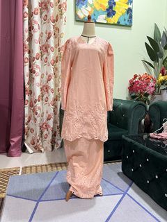 (Category: ) located in . Submitted by ____ateeefah (Listing ID 1421902361, Image 1). Description: .