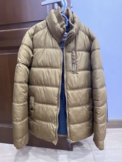 (Category: ) located in . Submitted by bashirpreloved94 (Listing ID 1421904376, Image 1). Description: .