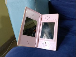 (Category: ) located in . Submitted by oldnewthingtosell8999 (Listing ID 1421844485, Image 1). Description: .