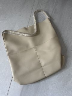 （分類：）位於 。 由 alm_oyy 提交（商品編號 1421824323，圖片 1）。簡介： 。