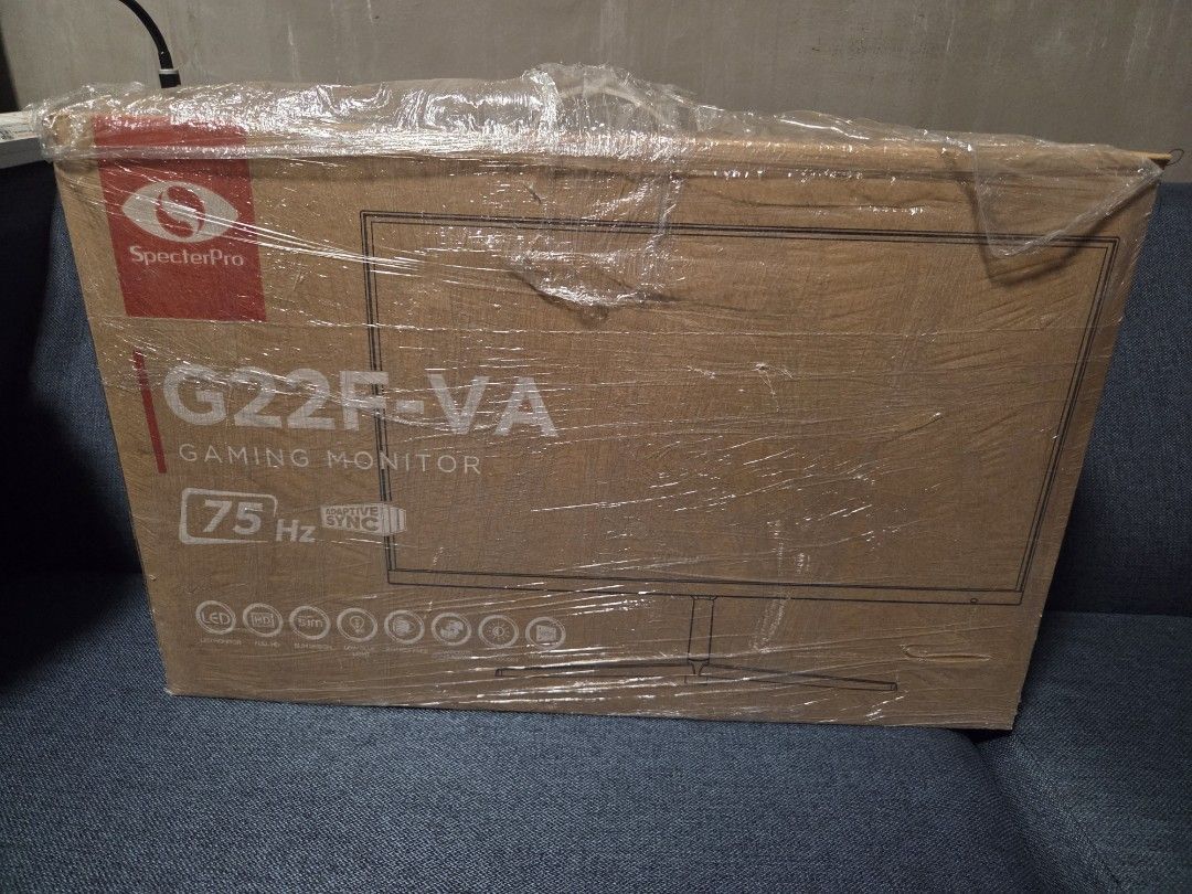 Pc monitors (Category: Monitor Screens) located in Quezon City. Submitted by rgcc88 (Listing ID 1421805088, Image 3). Description: Selling two pc monitors 1. Lenovo D-19-10 flat panel monitor 1,000php 2. SpecterPro G22F-VA 1,000 (SOLD) For pickup or meetup along up village, qc.