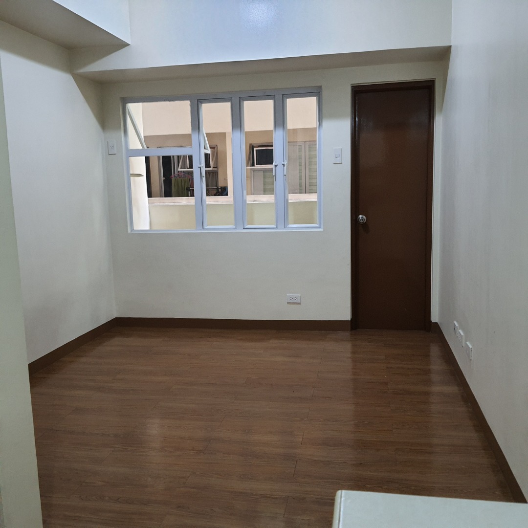(Category: ) located in . Submitted by powerzonerealty (Listing ID 1421881784, Image 1). Description: .