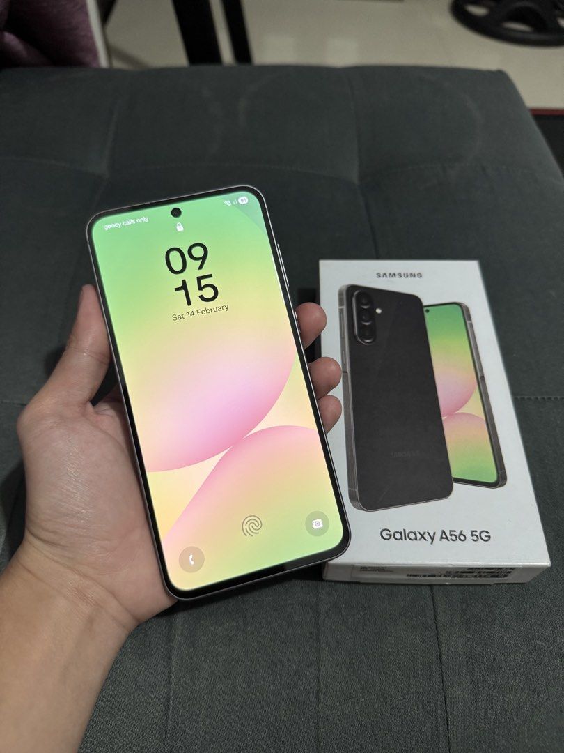 Samsung A56 5G 8/256GB (Category: Samsung) located in Quezon City. Submitted by hellmelly (Listing ID 1421863392, Image 2). Description: Samsung A56 5G Awesome Graphite 2 Months old 8/256GB No issues almost new No dents or scratches super kinis With original box and original chord Deca Clark homes Angeles City location.