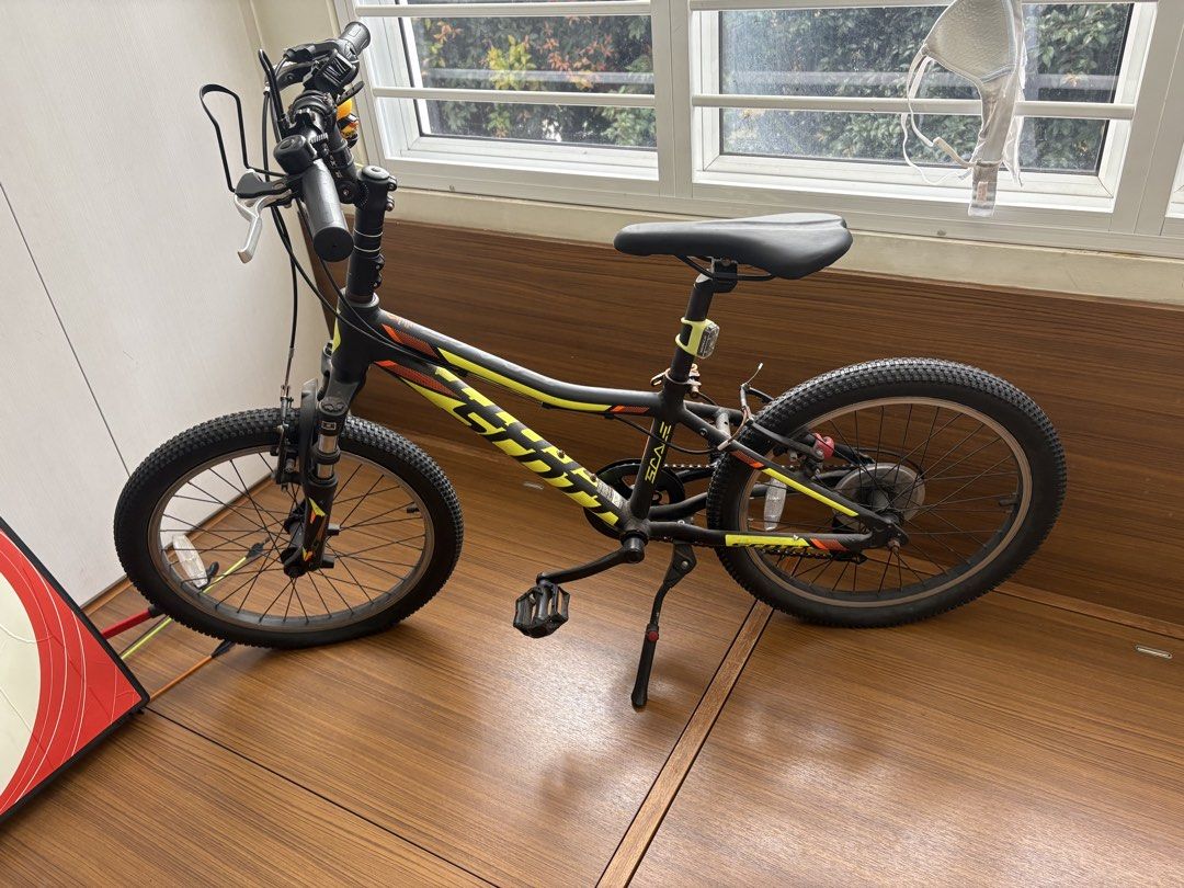 Scott Scale 16 Kids Bike - 7 Speed, Sports Equipment, Bicycles & Parts ...