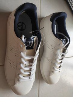 (Category: ) located in . Submitted by kosei (Listing ID 1421839946, Image 1). Description: .