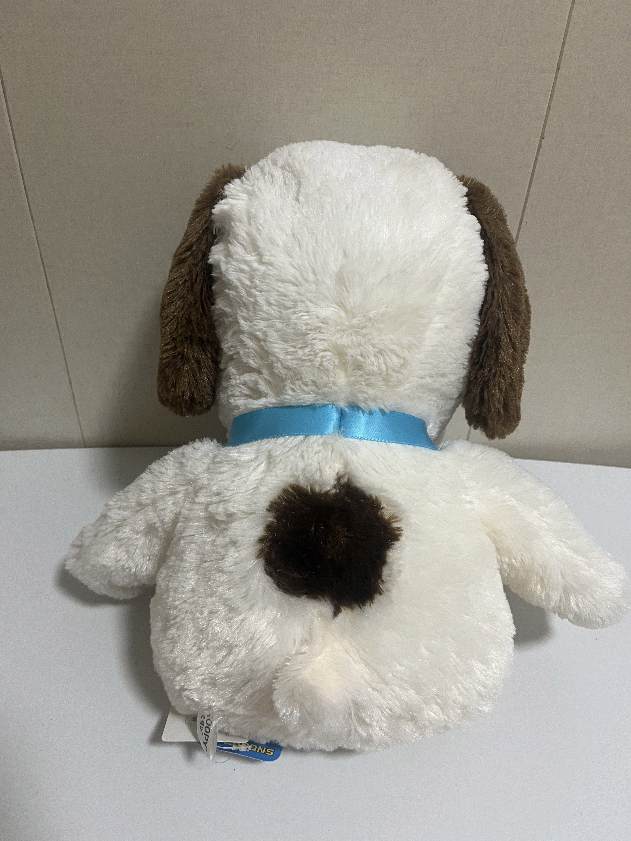 Snoopy Plush Toy with Blue Collar (Category: Plushies & Soft Toys) located in Las Pinas. Submitted by stuffhaven (Listing ID 1421877626, Image 3). Description: Location : Las Piñas Pick up or lalamove - Cute Snoopy plush toy - Features a soft body - Brown ears and nose - Light blue collar - Includes a tag - Perfect for Snoopy fans - Great as a gift.