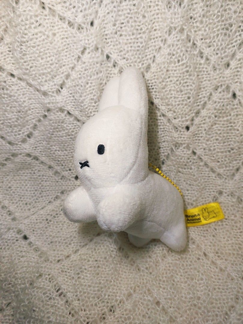 Taito White Miffy Running plush charm (Category: Plushies & Soft Toys) located in Baguio. Submitted by tinkerjoystudio (Listing ID 1421842087, Image 1). Description: ‼️PLS READ BEFORE BUYING/INQUIRING 🤗‼️ ♡ Authentic Miffy Taito Bruna Amusement tush tag (etiketa) missing pptag ♡ japan sourced ♡ no flaws, no discolorations, no stains ♡ original yellow ball chain, no rusting, no scratches ♡ dm for more details ♡ actual color may vary due to lighti