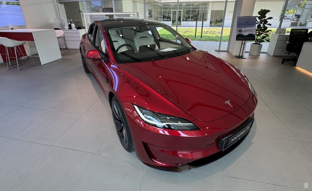 Tesla Referral Code (Category: Cars for Sale) located in Puchong. Submitted by livehawk.ae9faa (Listing ID 1421807975, Image 3). Description: Use Tesla Referral Code below and get instant RM1000 discount. https://ts.la/rupam400379.