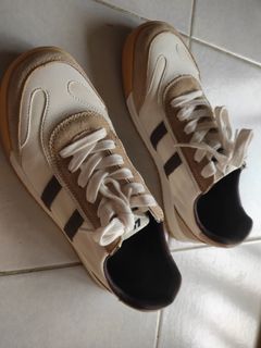 (Category: ) located in . Submitted by kosei (Listing ID 1421838270, Image 1). Description: .