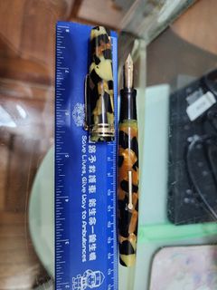 （分類：）位於 。 由 poor_as_hell 提交（商品編號 1421927187，圖片 1）。簡介： 。