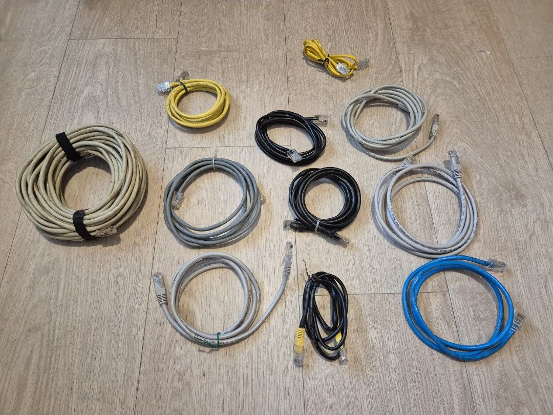 11 x Assorted Cat5e Ethernet Network Cables405971837314682880