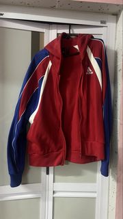 (Category: ) located in . Submitted by pretty.much.preloved (Listing ID 1422025374, Image 1). Description: .