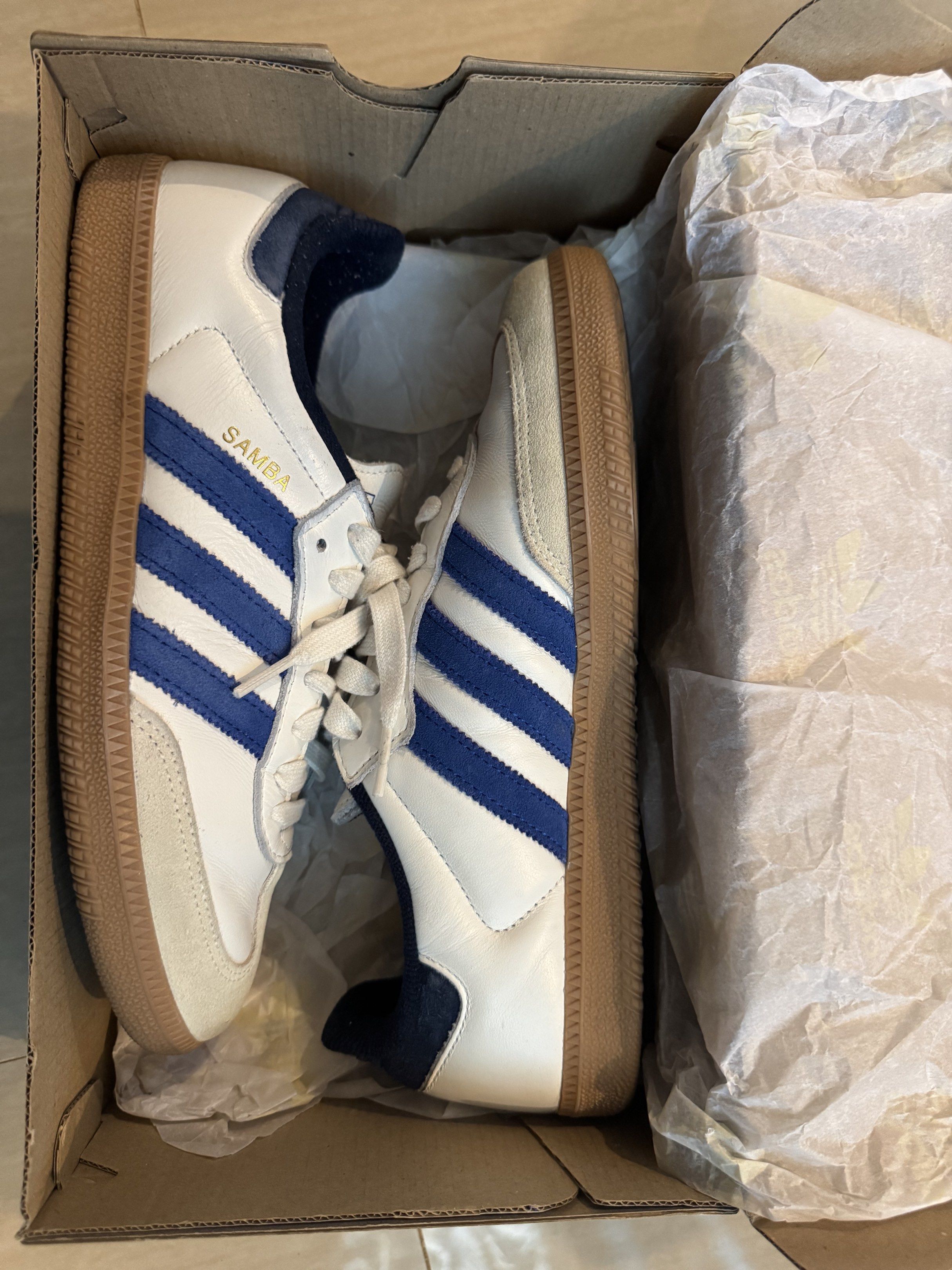 Adidas Samba OG Core White Royal Blue (Category: Sneakers) located in Manila. Submitted by rexign_ (Listing ID 1422001452, Image 1). Description: - 100% Original - Comes with the original box - From Php 6,800 original price .