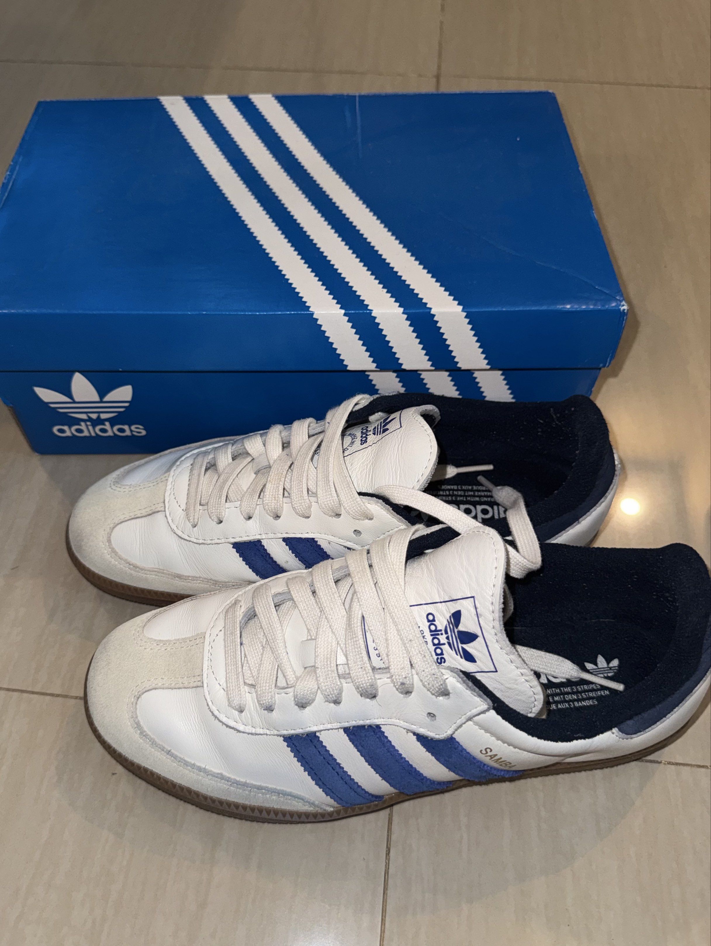 Adidas Samba OG Core White Royal Blue (Category: Sneakers) located in Manila. Submitted by rexign_ (Listing ID 1422001452, Image 3). Description: - 100% Original - Comes with the original box - From Php 6,800 original price .