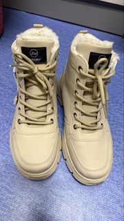 (Category: ) located in . Submitted by floralpreloved (Listing ID 1421968079, Image 1). Description: .