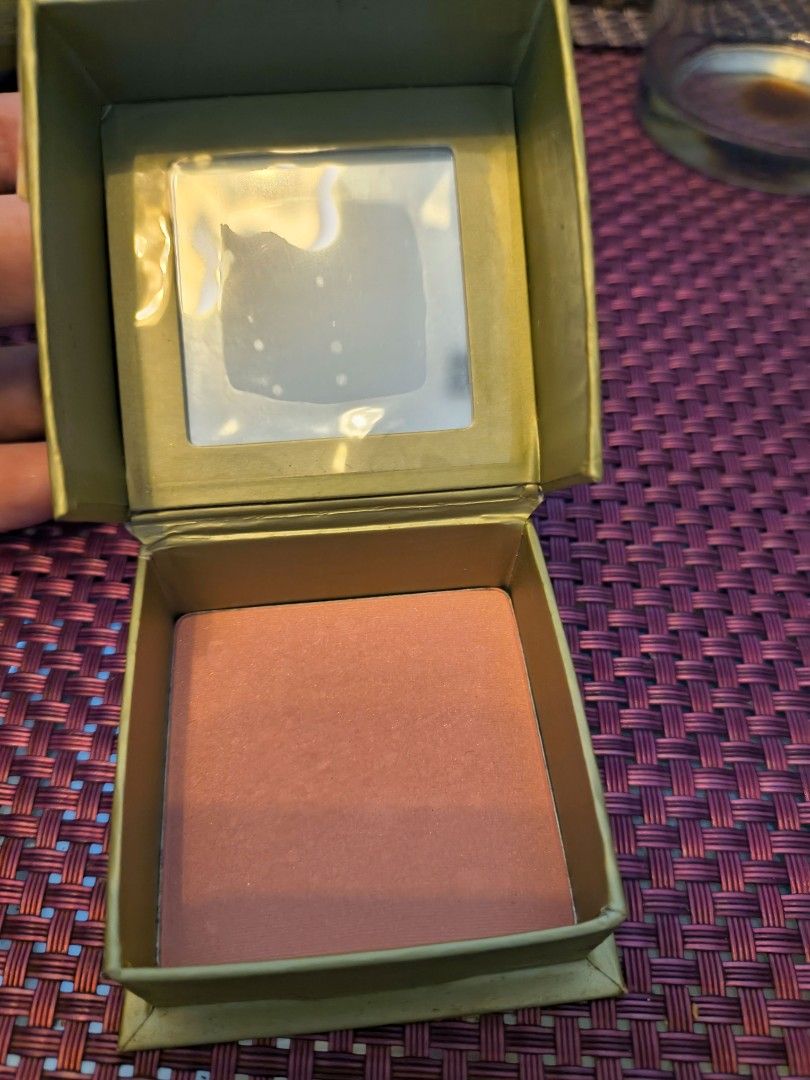 BENEFIT Dandelion blush - FULL size, 💯Authentic! (Category: Makeup) located in Quezon City. Submitted by drkco (Listing ID 1422002126, Image 2). Description: 💯Authentic‼️ (beware of fakes) BENEFIT Dandelion blush [the OG💗] Bought from Benefit Trinoma SRP = 2k MY PRICE = 1450 (never used, just stored (makeup collector) FUll size - net wt. 0.25 oz (7.0 g).